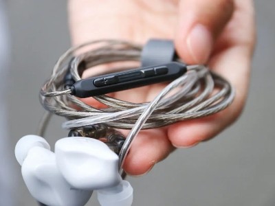 聚力電子膠符合標(biāo)準(zhǔn)，力助數(shù)碼電子廠改良制造工藝