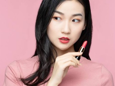 口紅用膠案例，看看客戶是如何選擇快干膠的？