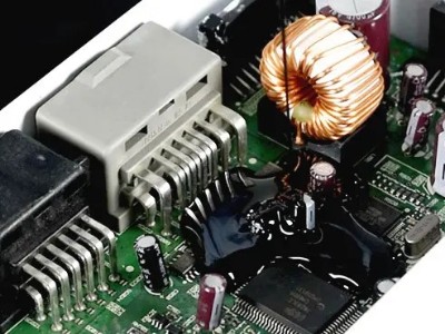 線路板使用壽命如何提升？線路電子絕緣灌封膠不可少！